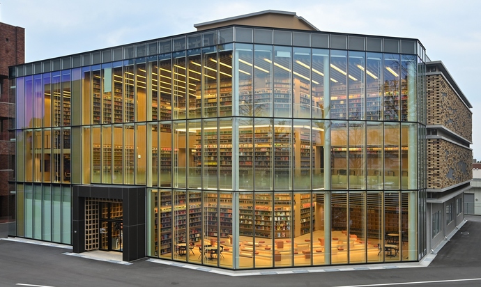 写真：日本大学国際関係学部