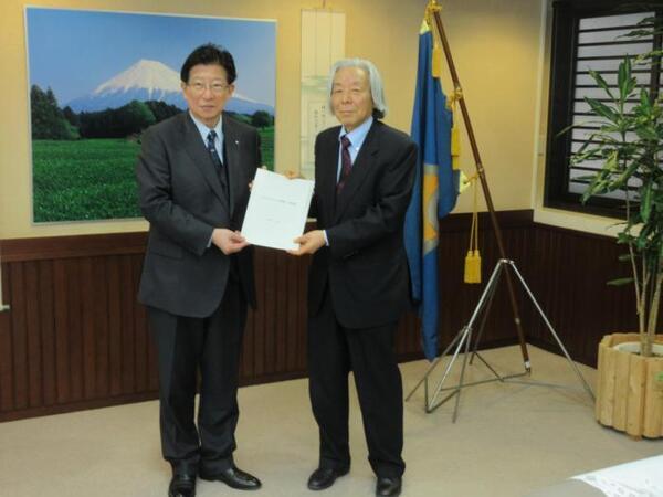 写真：川勝知事と金田委員長