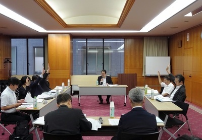 写真：静霊奉賛会評議委員会