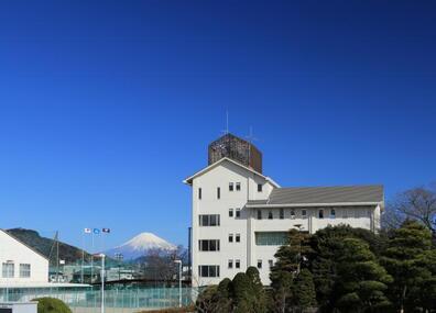 写真：静岡県立静岡農業高等学校　外観