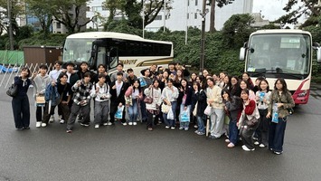 研修後の集合写真