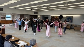 表敬訪問の様子