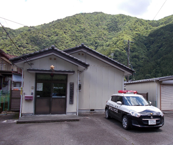 写真：奥泉駐在所の外観