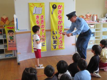 令和7年5月9日 ちびっこおまわりさん任命式