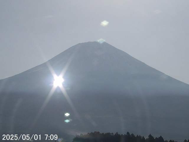 Mt. Fuji seen from Fujinomiya. 