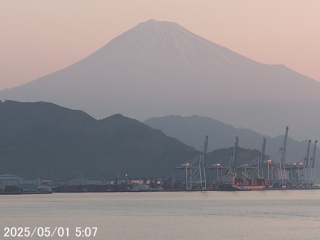 Mt. Fuji seen from Shimizu. 