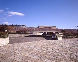 写真：静岡県立美術館外観