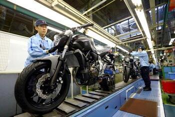 写真：オートバイ工場の様子