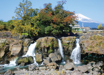 写真：鮎壺の滝