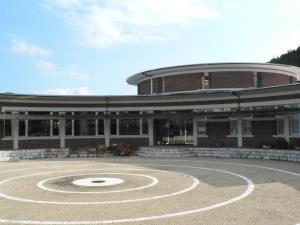 写真：修善寺図書館1