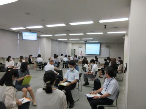 写真：研修会の様子