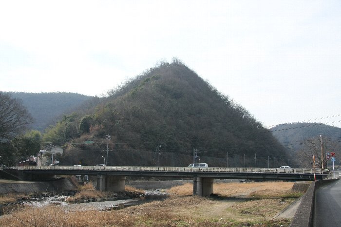 写真：井原富士