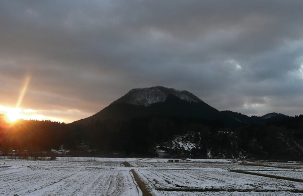 写真：毛馬内富士［茂谷山］