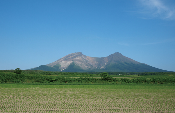 写真：渡島富士［駒ケ岳］