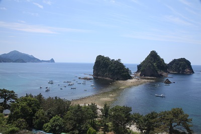 写真：瀬浜海岸のトンボロ