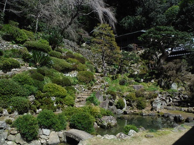 写真：臨済寺庭園