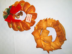 写真： フランスパンのクリスマスリース