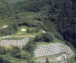 写真:地すべり防止施設2