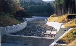 写真:下和田川