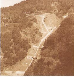 写真:家山川支川峯の沢