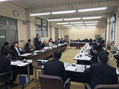 写真:審議会の様子