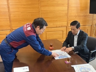 令和8年熊本地震災害見舞金の贈呈　全体写真