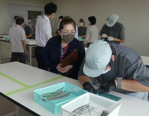 写真：授業見学の様子2