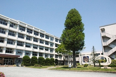 写真：静岡県立磐田農業高等学校　外観