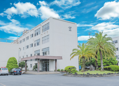写真：静岡県立掛川工業高等学校　外観