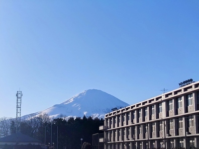 写真：静岡県立小山高等学校　外観