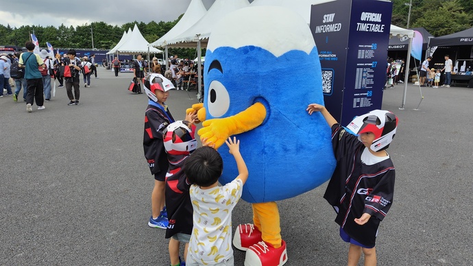 子ども達とふじっぴー