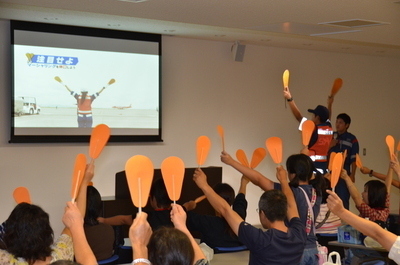 写真：空港施設見学1