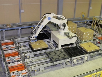 写真：工場内の様子1