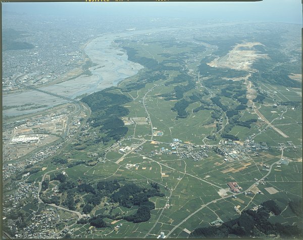 大井川と牧之原台地の写真