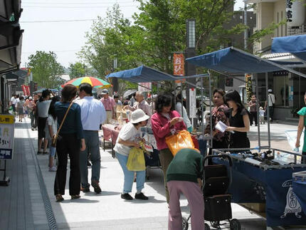 写真：賑わいの路ひろばおび通り