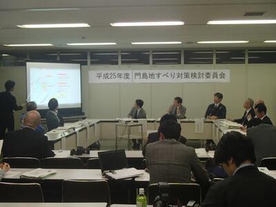 写真:門島地すべり対策検討委員会