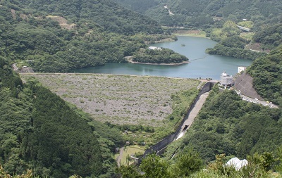 写真：奥野ダム