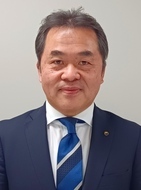 写真：企画部長 山田琢也
