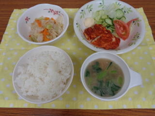 写真:給食紹介3