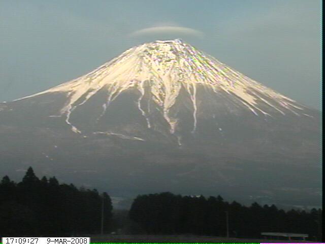 写真：富士宮から望む富士山