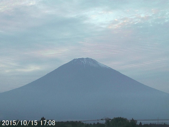 写真：御殿場から望む富士山