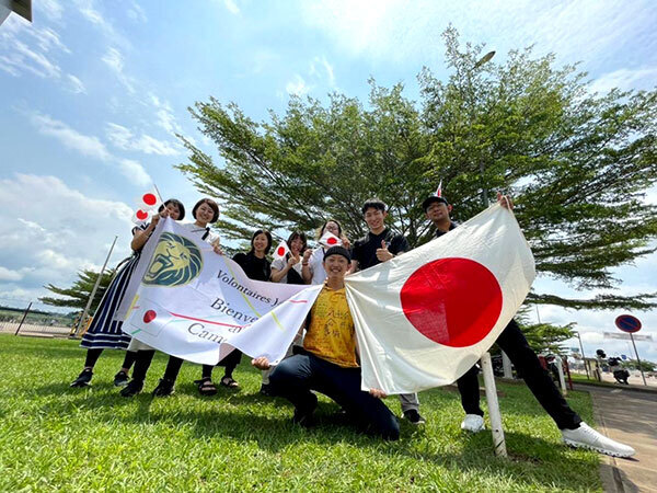写真：JICA海外協力隊の仲間たち
