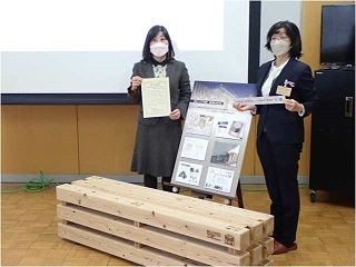 写真:贈呈式