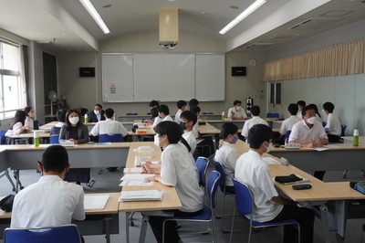 写真:高校出前講座