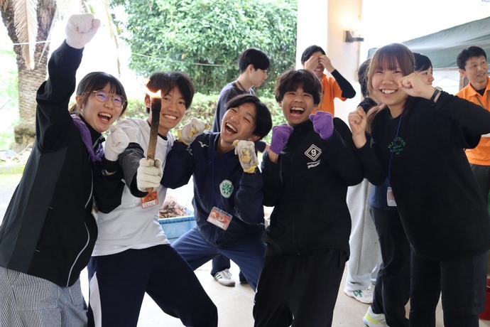 火起こし研修の様子