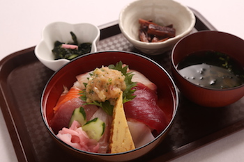写真:海鮮丼