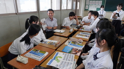 写真：榛原高校出前講座の様子