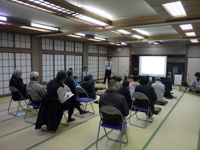 写真：説明会の様子1
