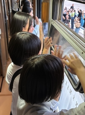 駅での別れ2