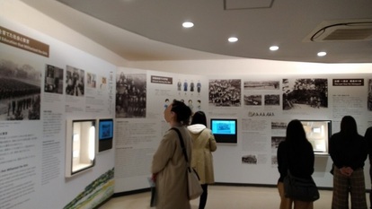 過去の教育旅行視察調査の様子(沖縄)